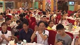 颜东 张利玲 标清